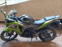 Green Honda CBR 150R