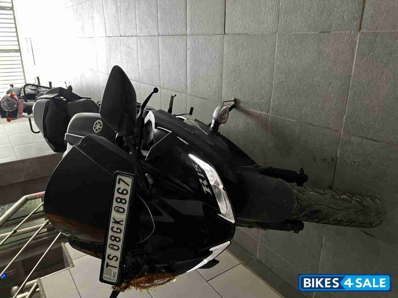 Dark Knight Yamaha YZF R15 V3