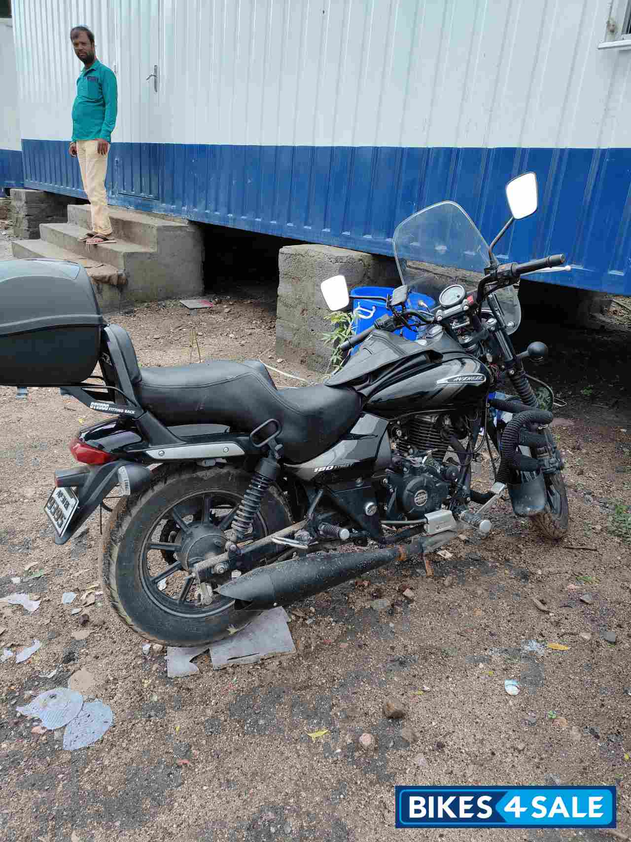 Bajaj Avenger 180 DTS-i