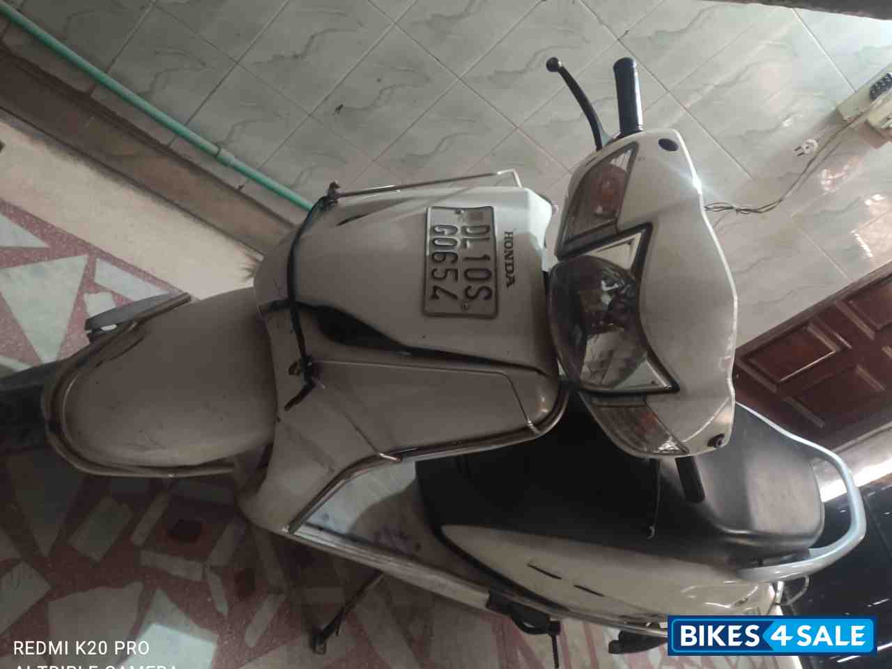 White Honda Activa