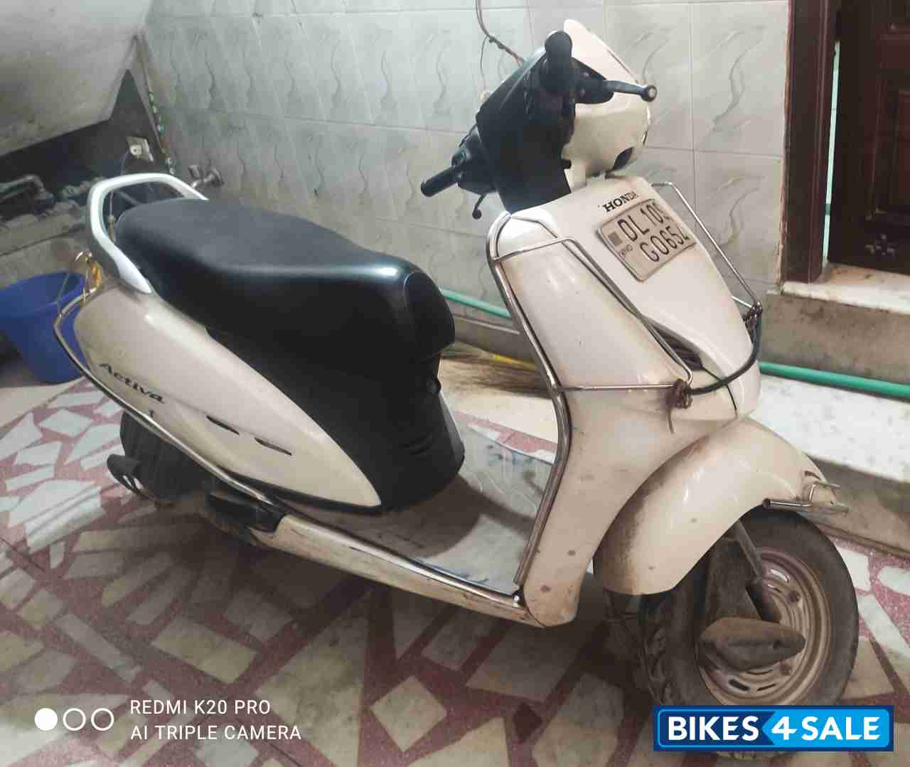 White Honda Activa