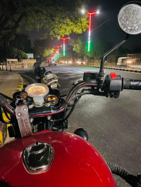 Regal Red Royal Enfield Bullet 350 ES BS6