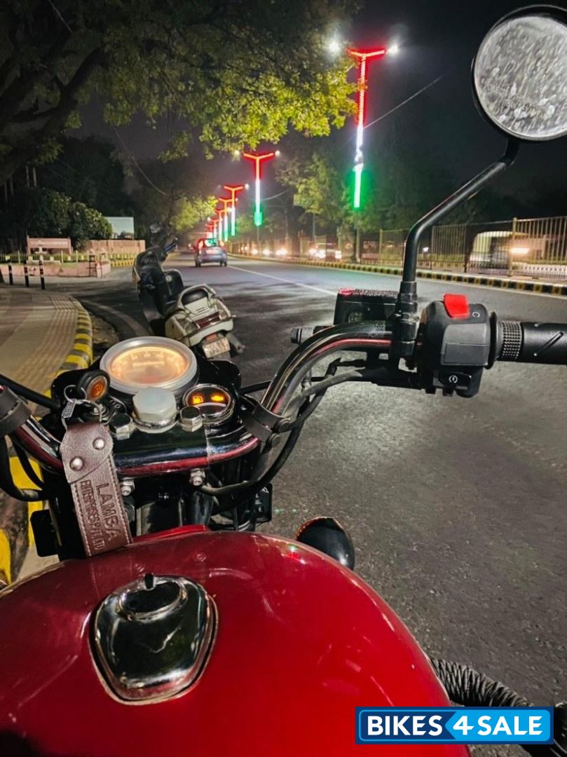 Regal Red Royal Enfield Bullet 350 ES BS6