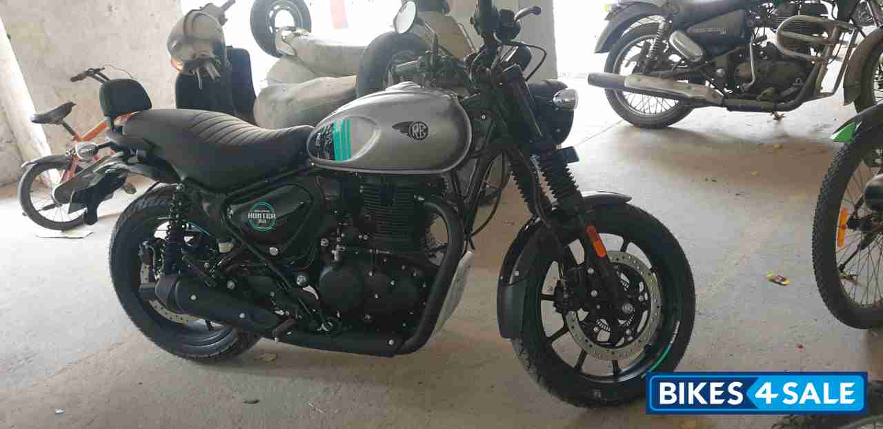 Royal Enfield Hunter 350 Metro