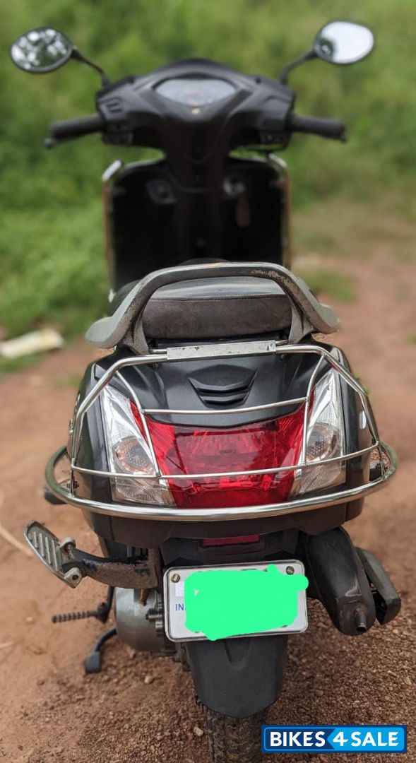 Metallic Gray Honda Activa 4G