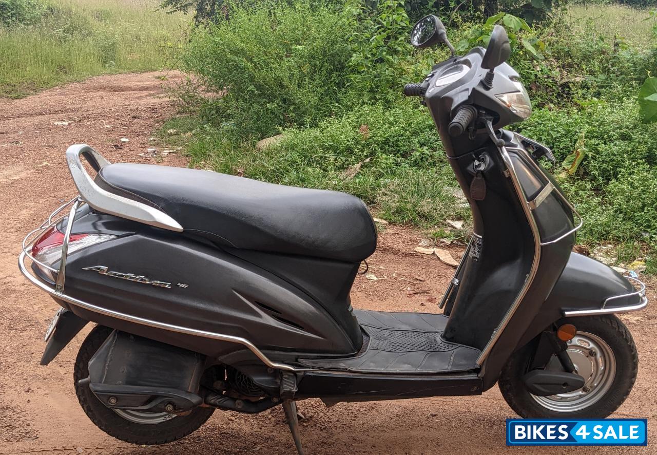 Metallic Gray Honda Activa 4G