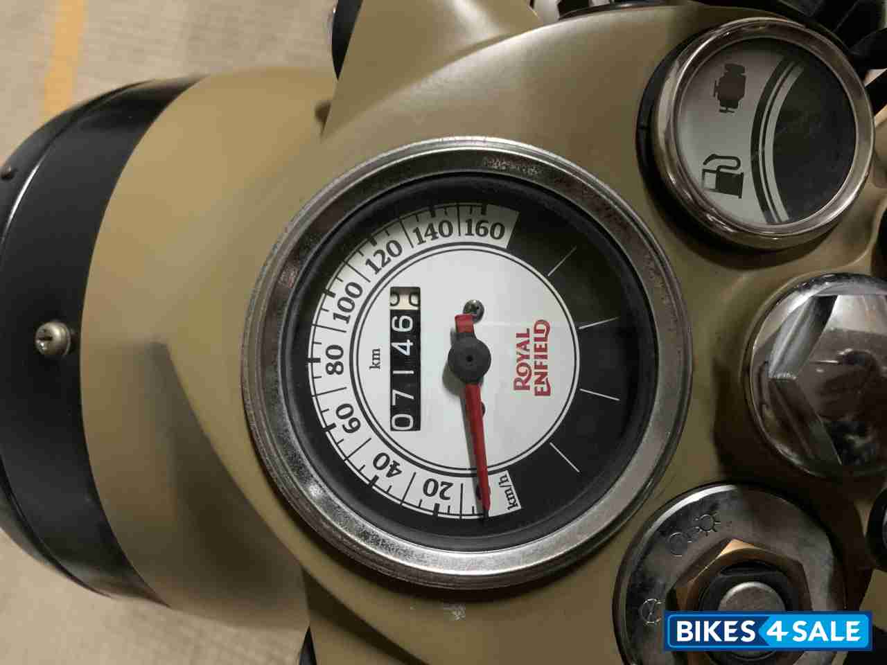 Sand Storm Royal Enfield Classic Signals Stormrider Sand