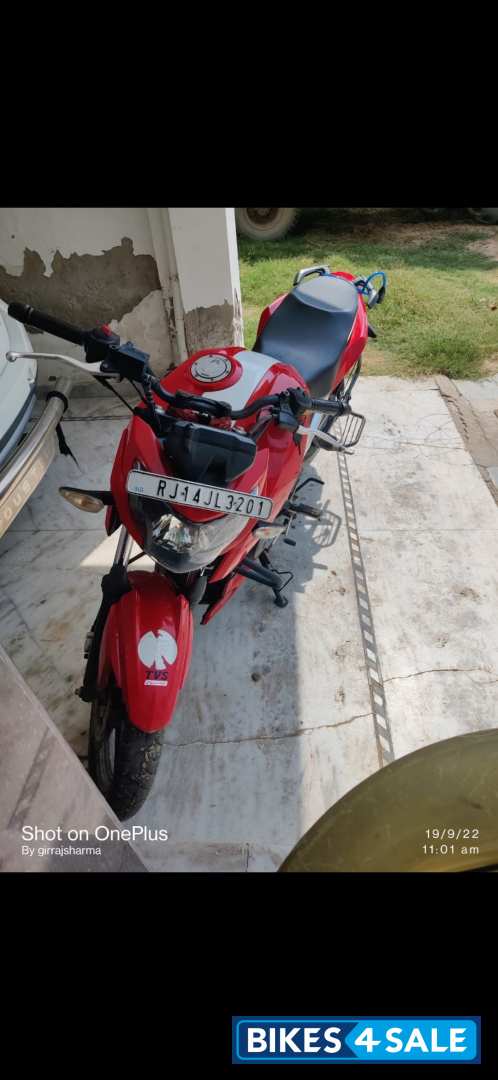 TVS Apache RTR 160 4V