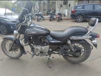 Black Bajaj Avenger Cruise 220