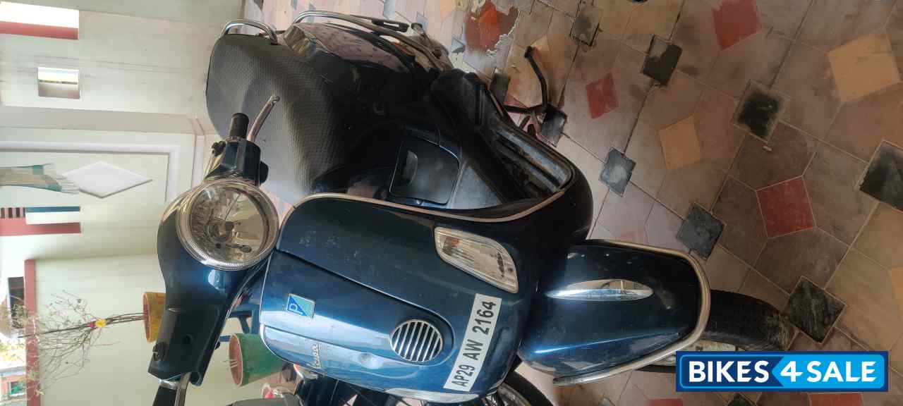 Vespa LX 125