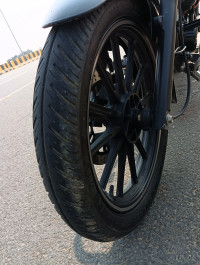 Bajaj Avenger Street 180