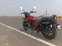 Bajaj Avenger Street 180