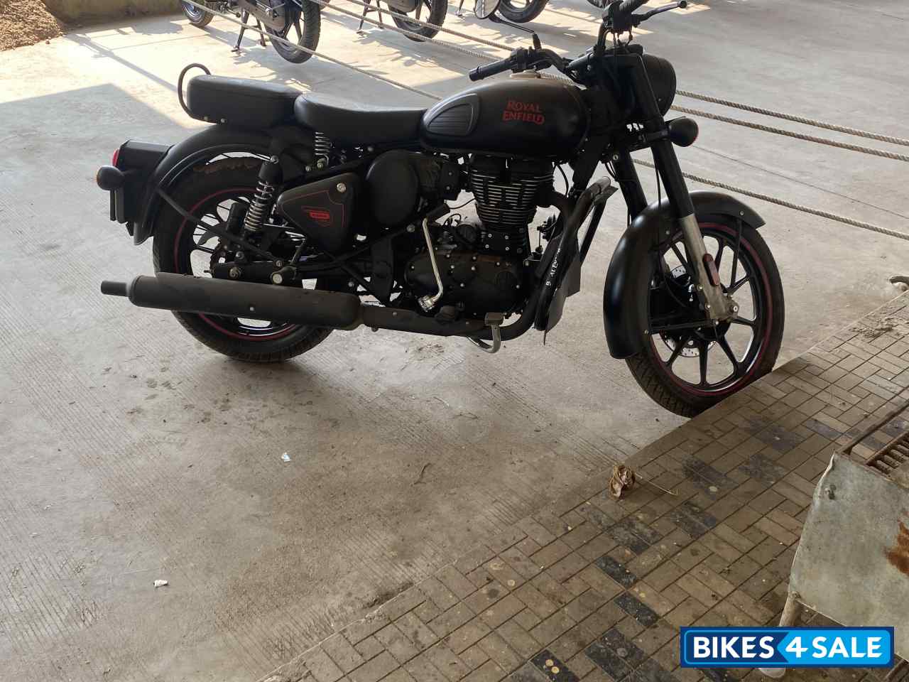 Royal Enfield Classic Royal Enfield Classic