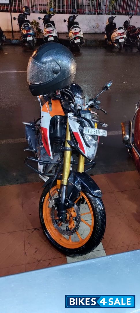 Honda Hornet 2.0 Repsol Edition