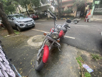 Red Bajaj Avenger 220 DTS-i