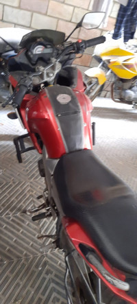 Red Yamaha Fazer FZ16ST
