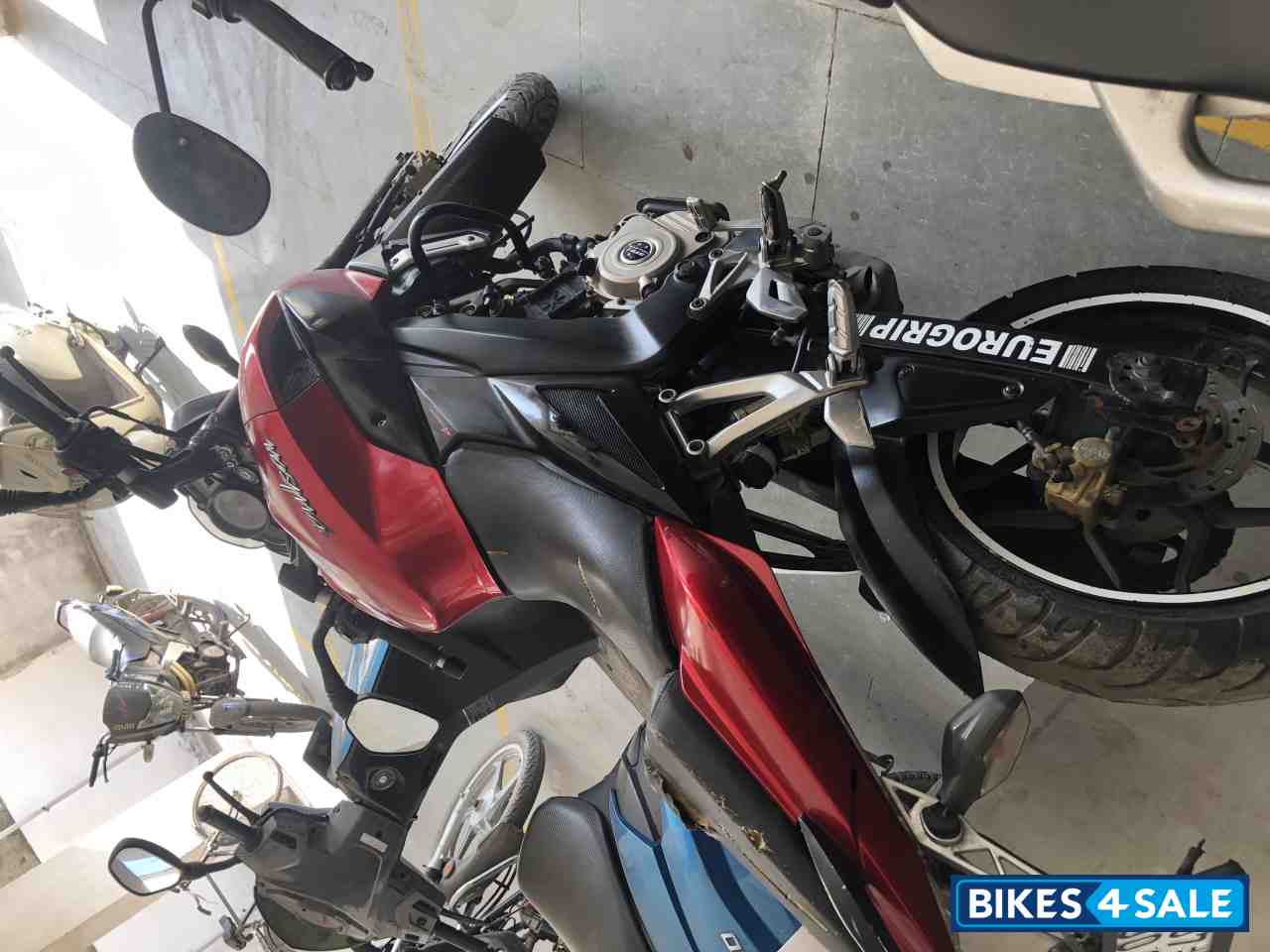 Bajaj Pulsar 200 NS