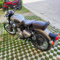Gray Royal Enfield Classic Gunmetal Grey