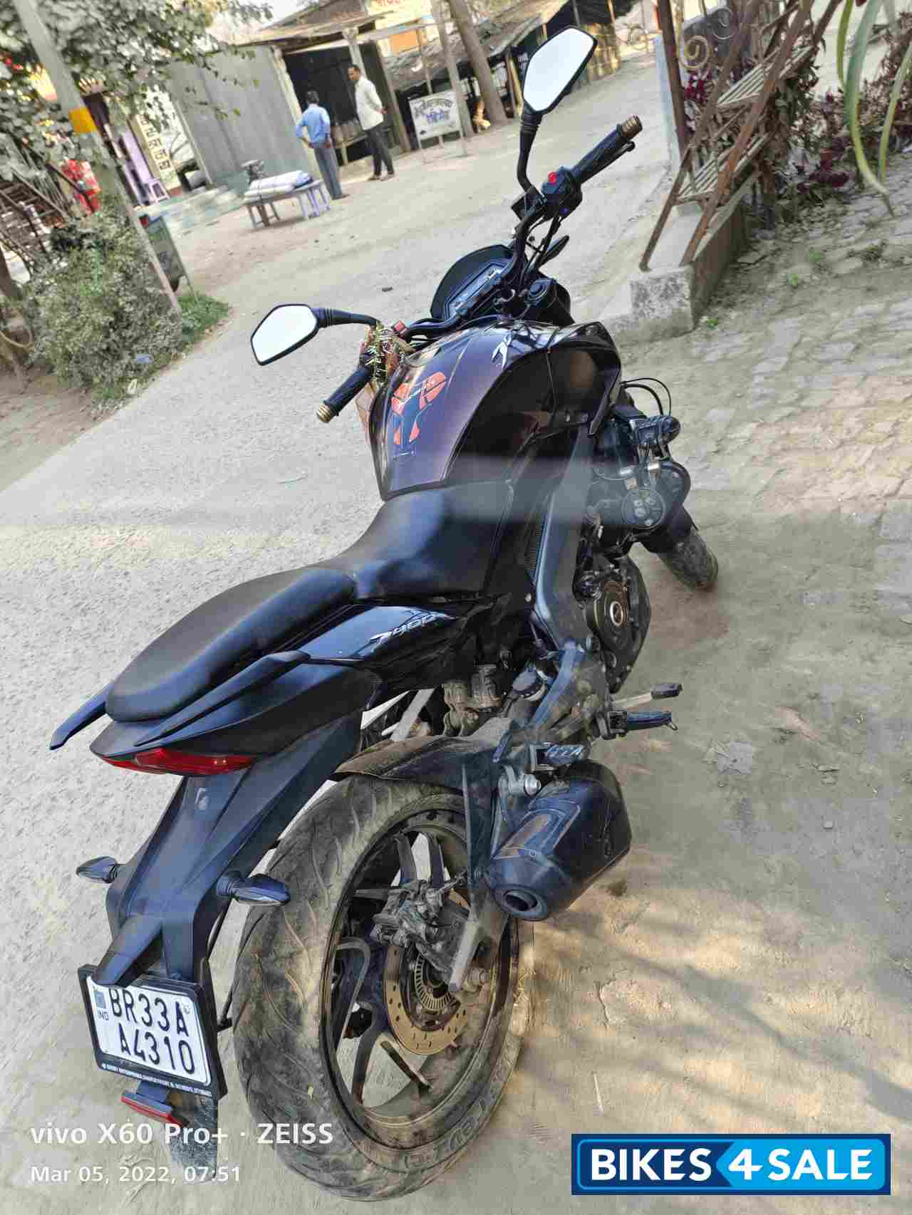 Maroon Bajaj Dominar 400 ABS BS6
