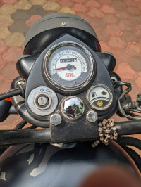 Royal Enfield Classic Stealth Black