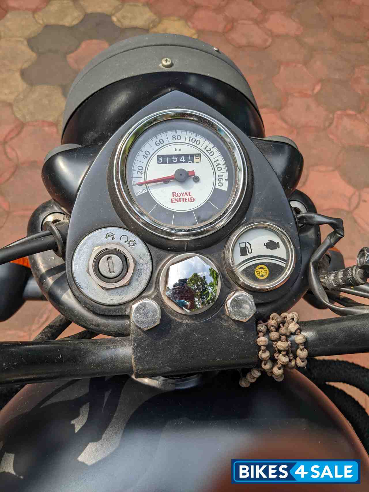 Royal Enfield Classic Stealth Black