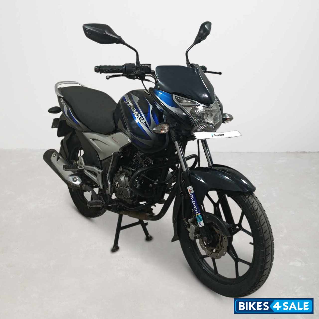 Bajaj Discover 125 ST