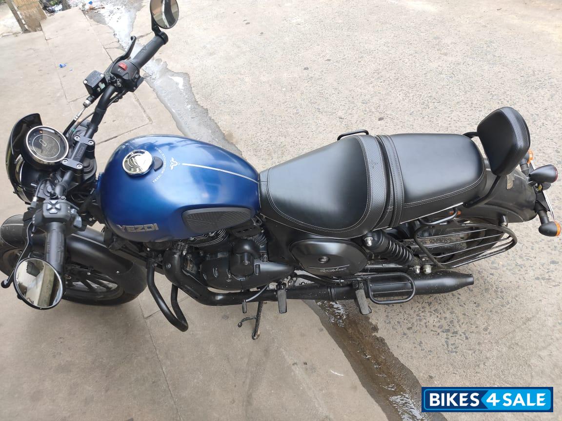 Yezdi Roadster Chrome