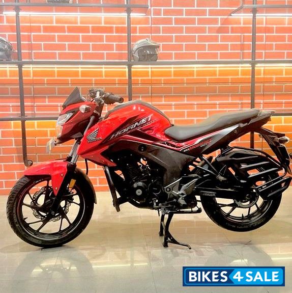 Honda CB Hornet 160R