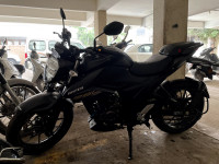Black Suzuki Gixxer 250 BS6