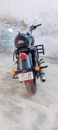 Stellar Black Royal Enfield Meteor 350 Stellar