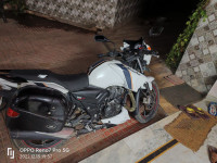 White TVS Apache RTR 160