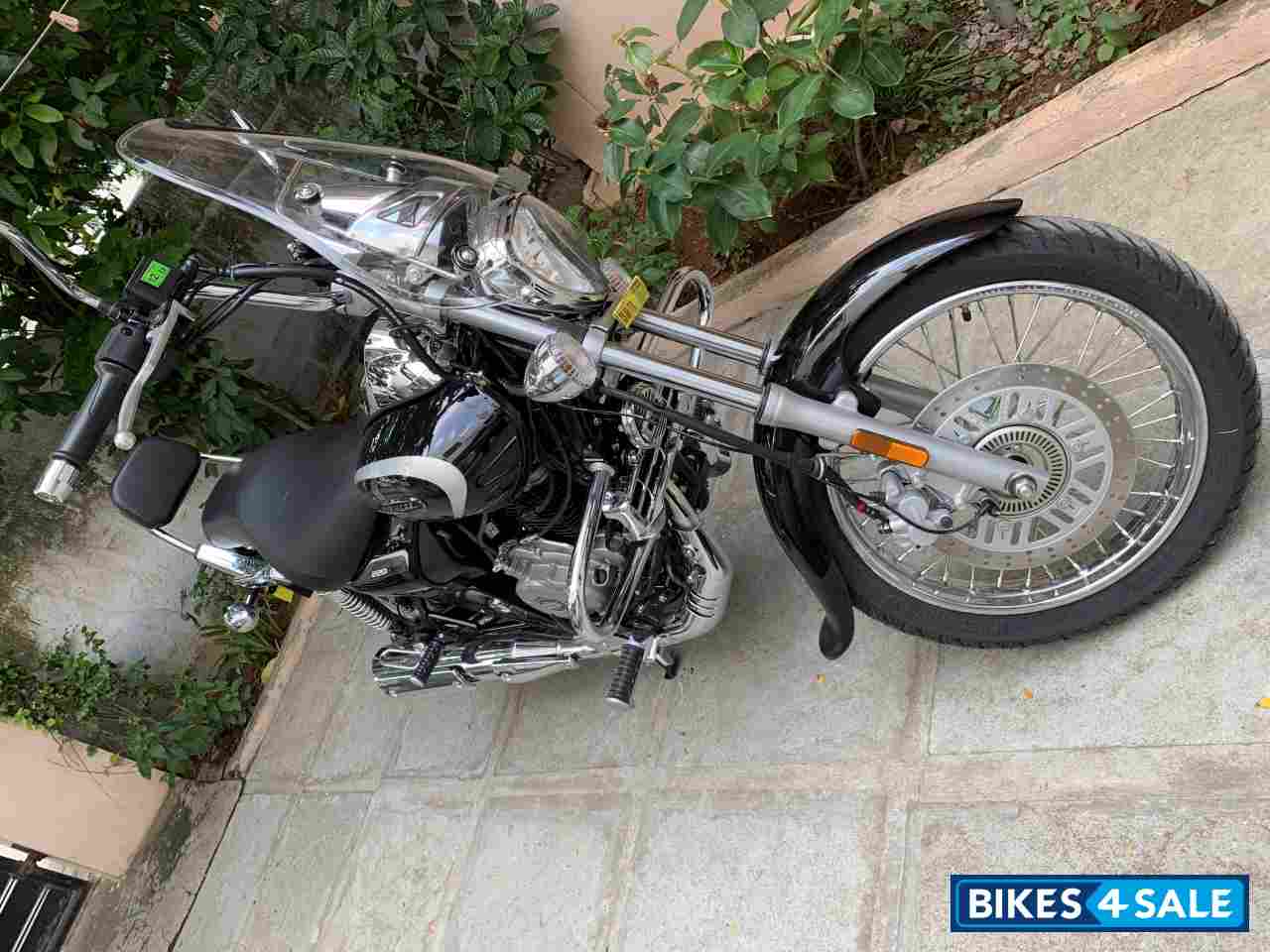 Bajaj Avenger Cruise 220 BS6