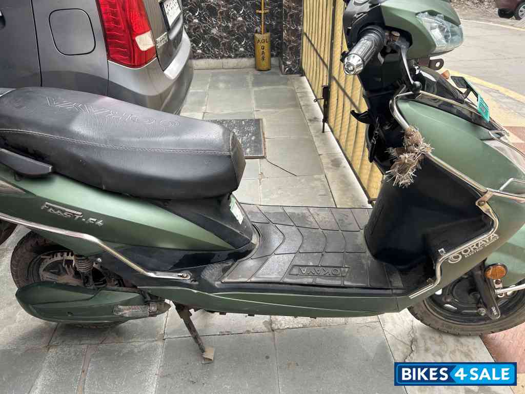 Green Okaya Faast F-4