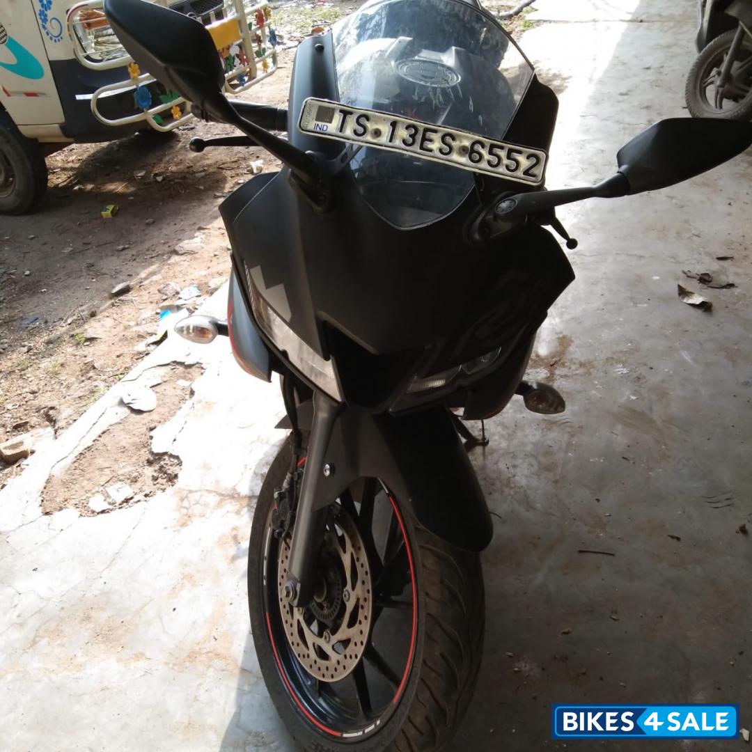 Grey Yamaha YZF R15 V3