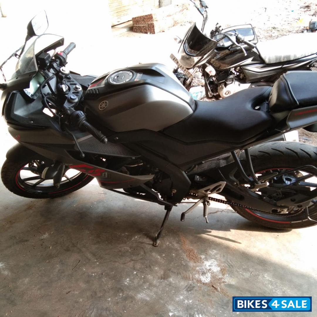 Grey Yamaha YZF R15 V3 Grey Yamaha YZF R15 V3