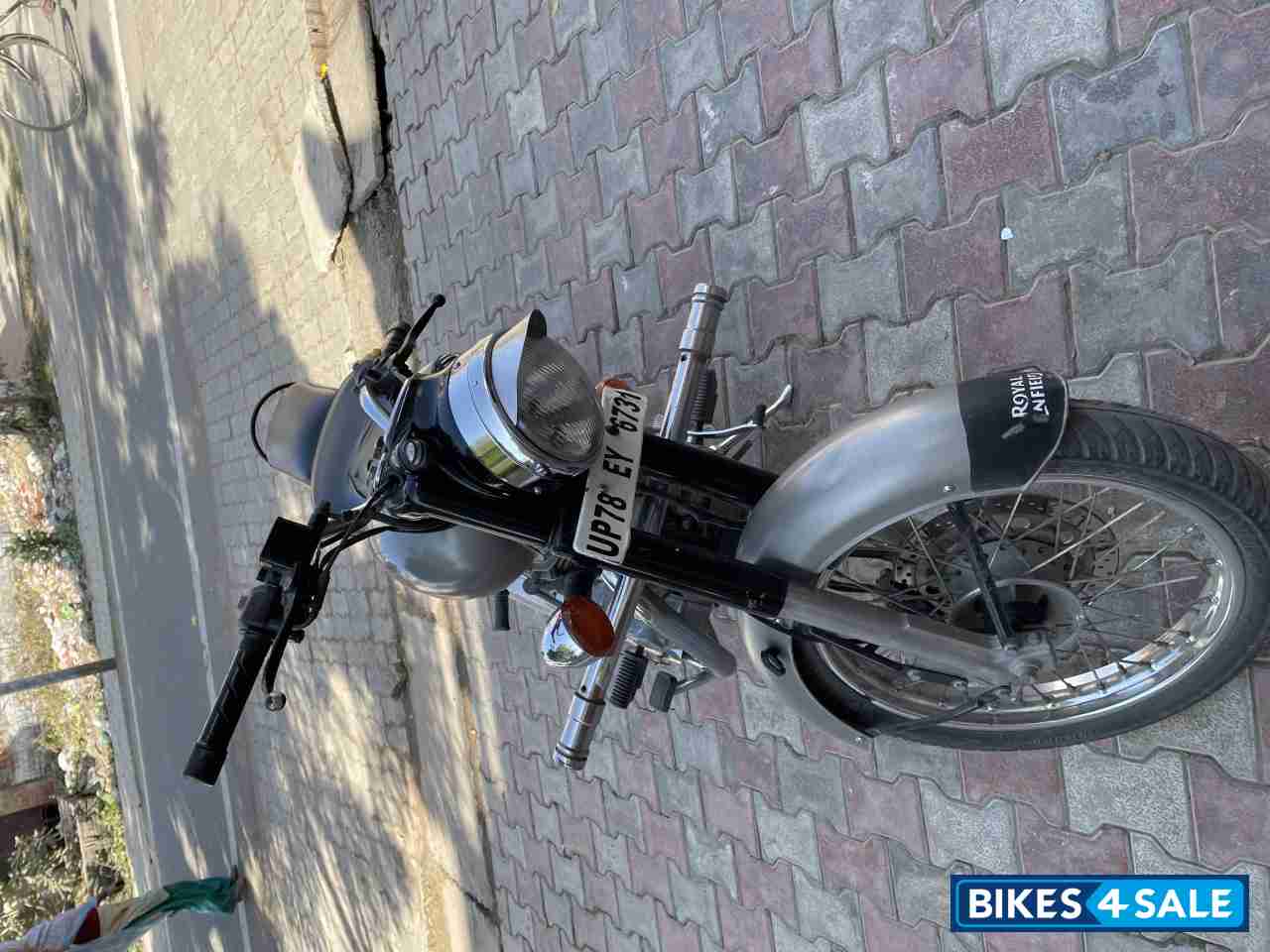 Royal Enfield Classic Gunmetal Grey Royal Enfield Classic Gunmetal Grey