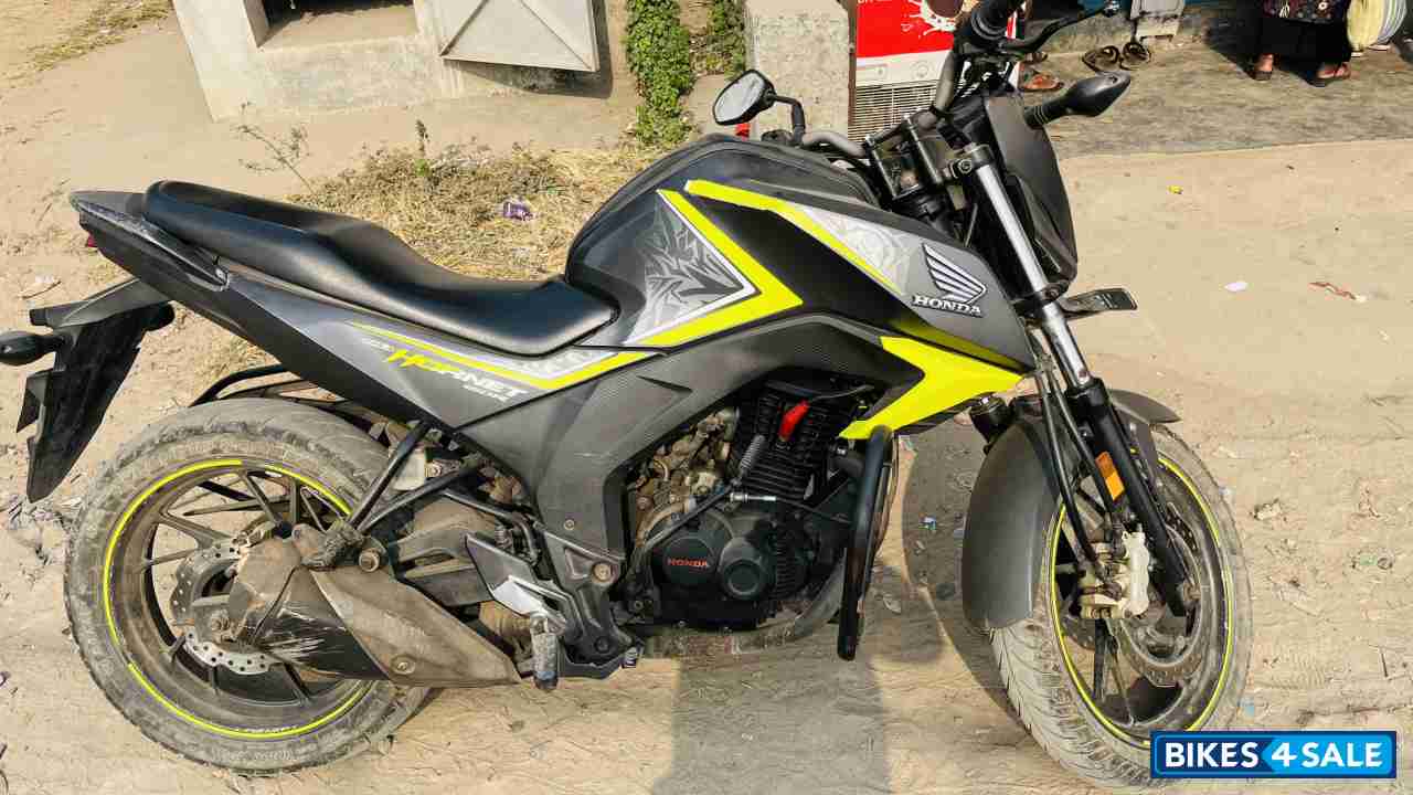 Honda CB Hornet 160R