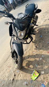 Honda CB Hornet 160R