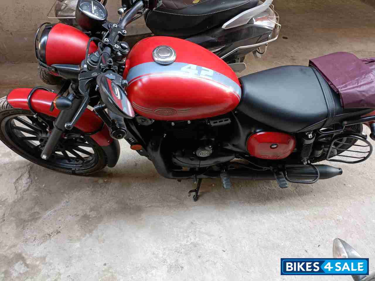 Matt Red Jawa 42 Dual Channel ABS Orion Red