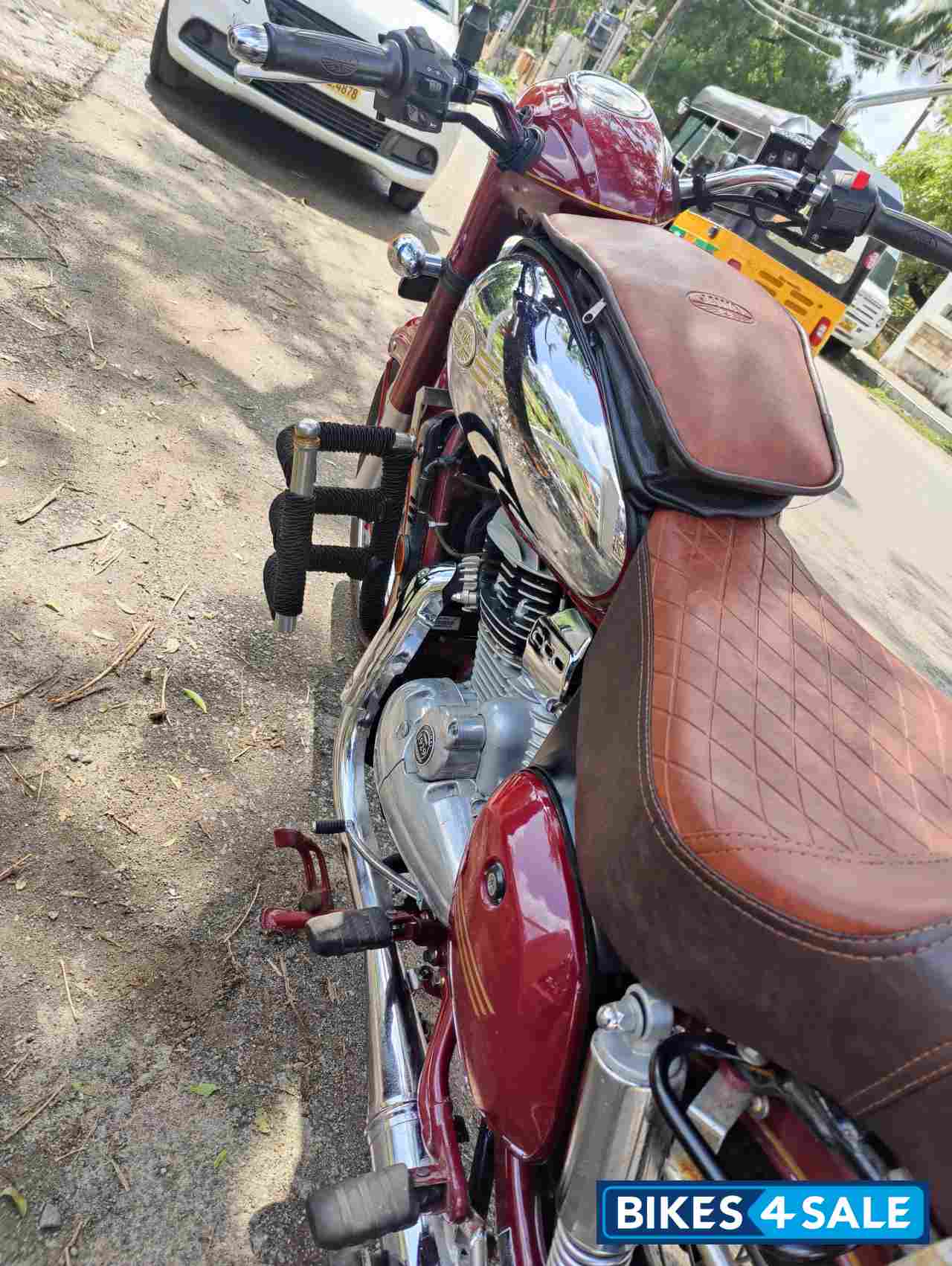 Maroon Jawa Jawa BS6