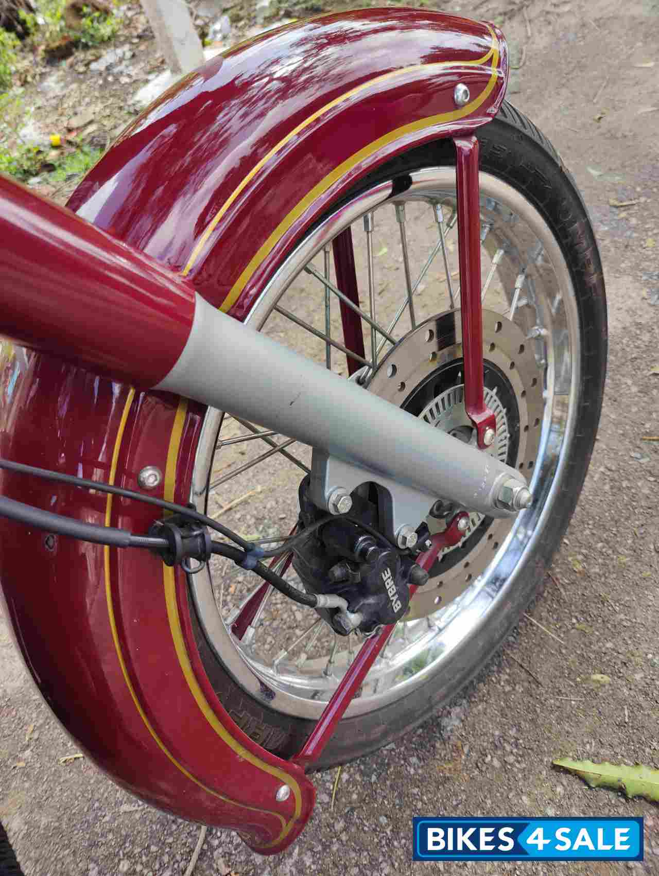 Maroon Jawa Jawa BS6