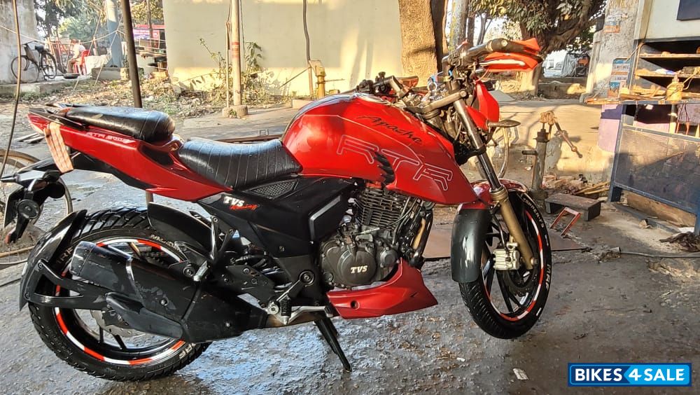 TVS Apache RTR 200 4V