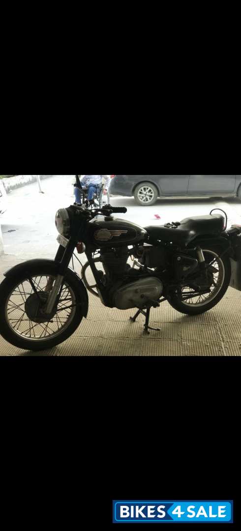 Royal Enfield Bullet Standard 350