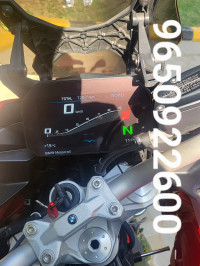 Red BMW F 900 XR Standard