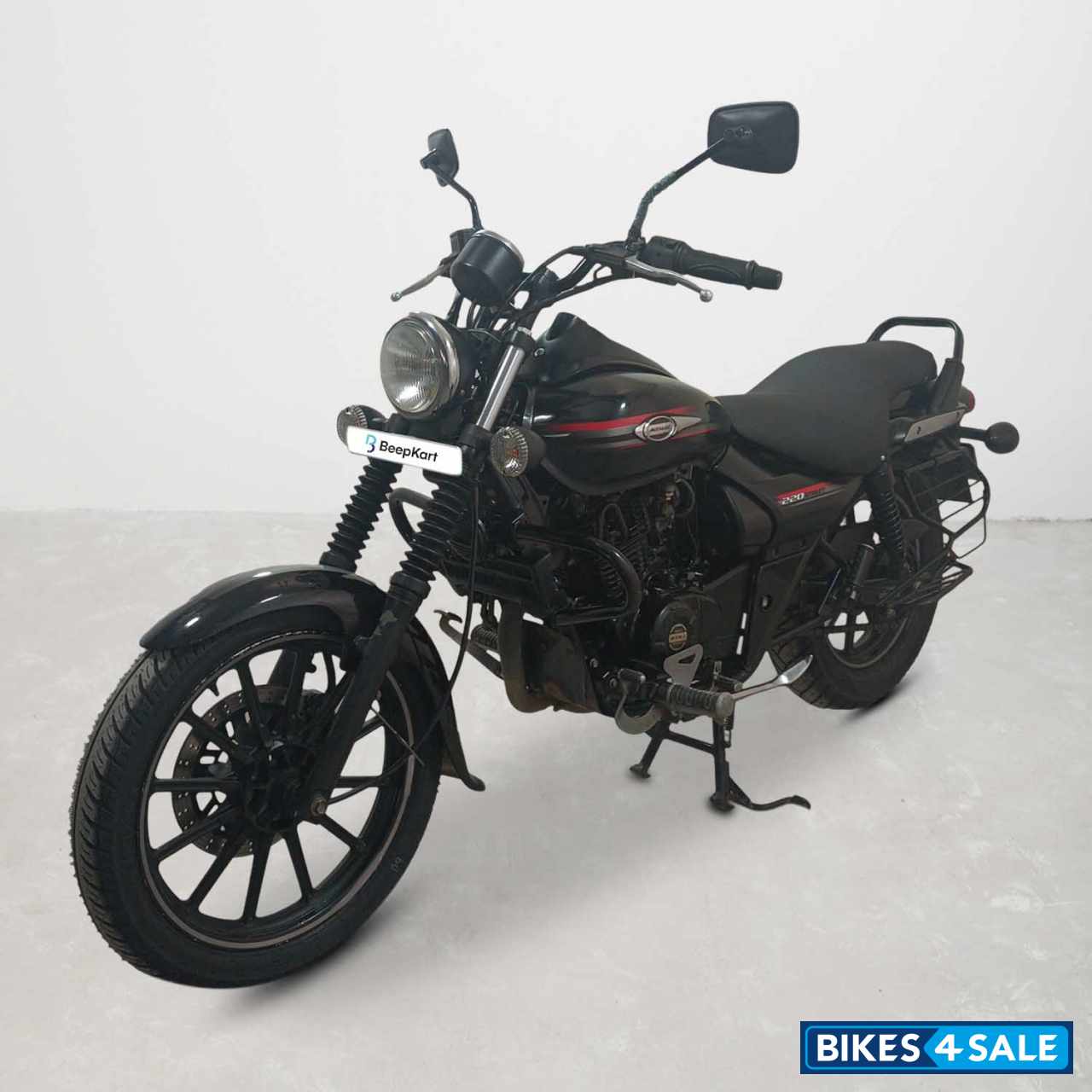 Bajaj Avenger Street 220