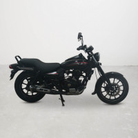 Bajaj Avenger Street 220