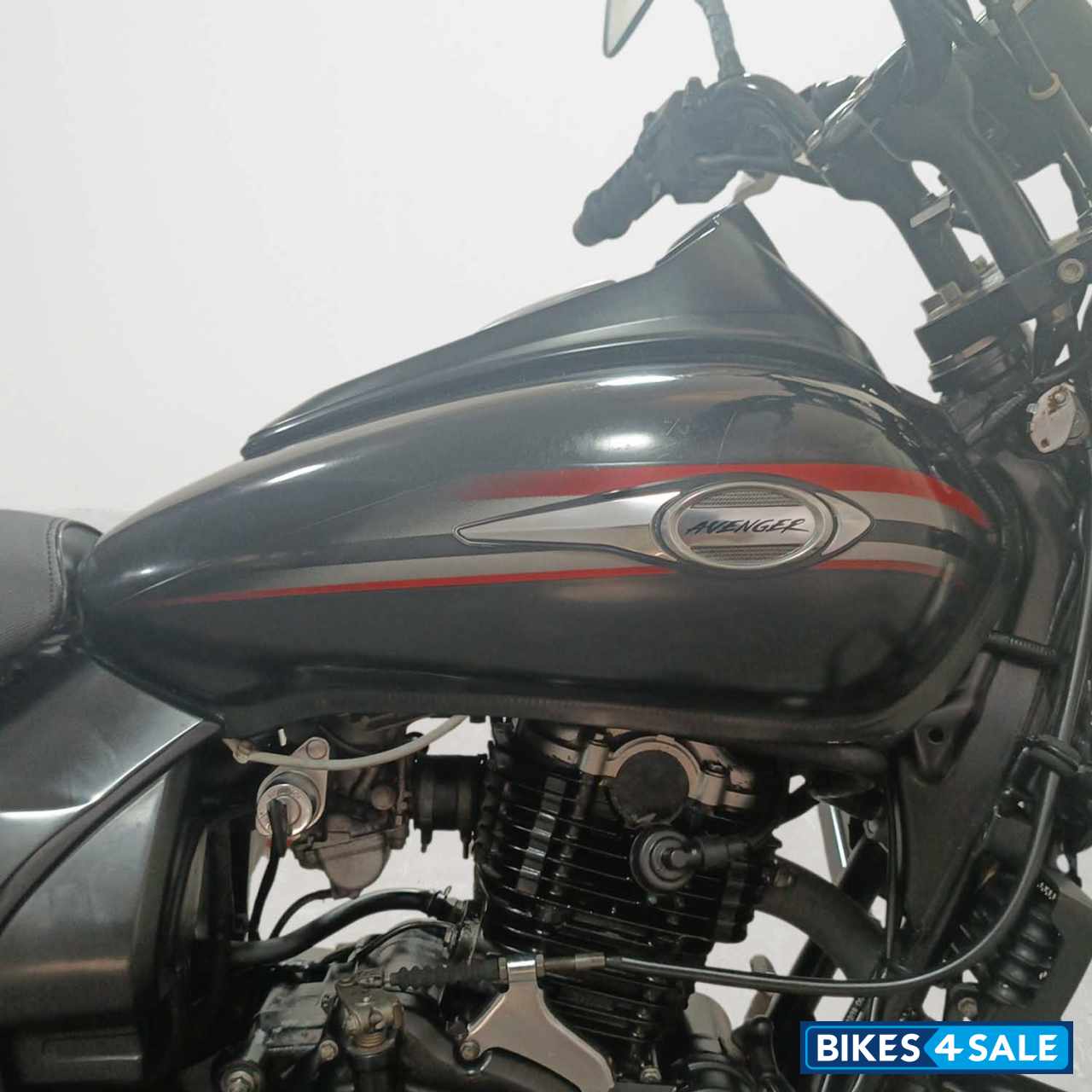 Bajaj Avenger Street 220