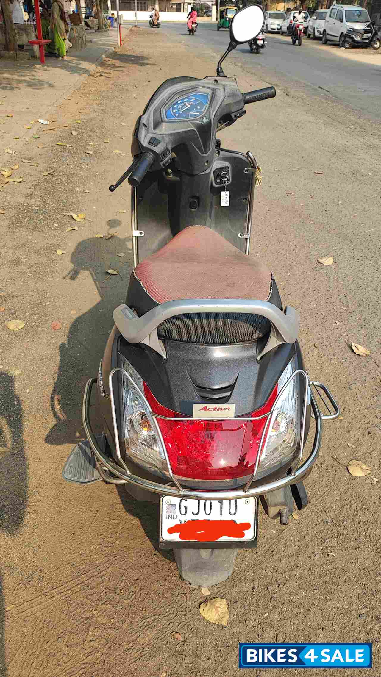Grey Honda Activa 5G
