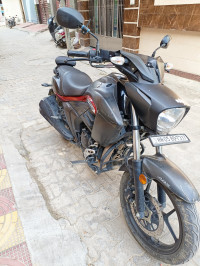 Suzuki Intruder 150 BS6