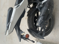 White TVS Apache RTR 200 4V